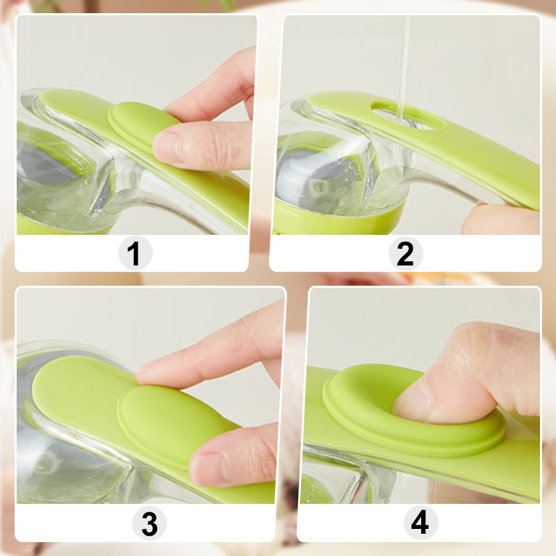 Pet bath brush with built-in shampoo dispenser