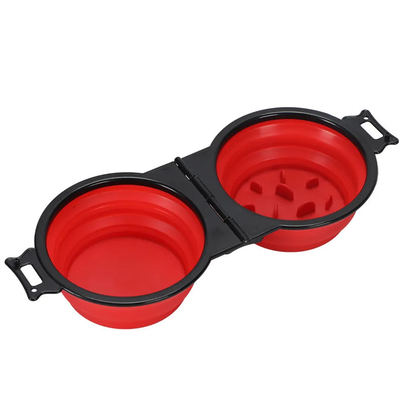 Double compartment bowl in use