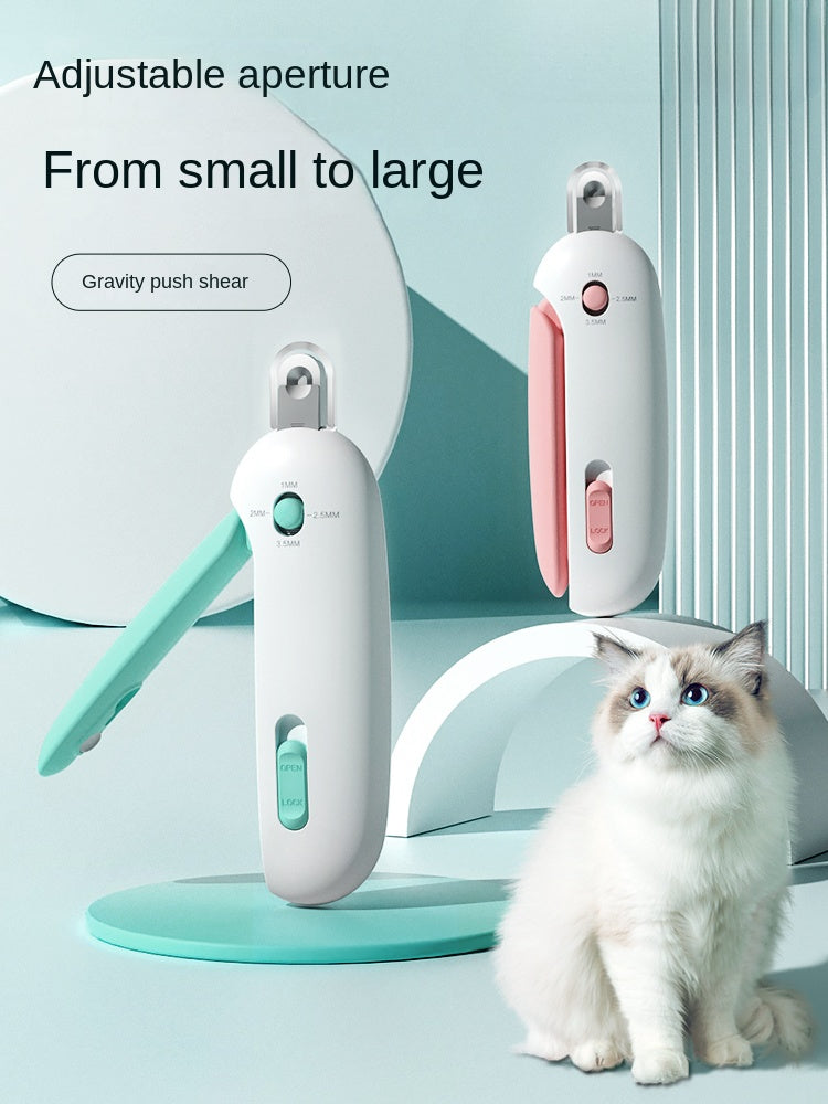 Adjustable aperture of nail clipper
