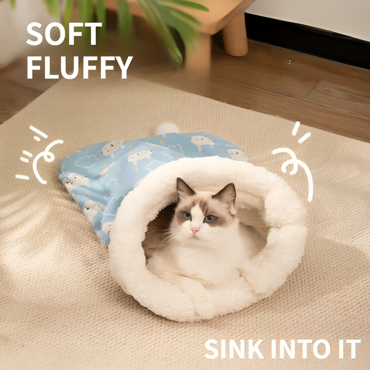 Plush-lined pet sleeping sack