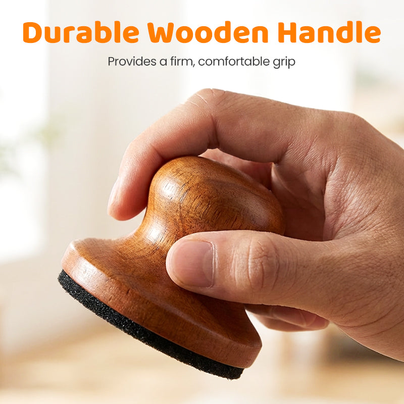 Ergonomic grip of the pet nail file