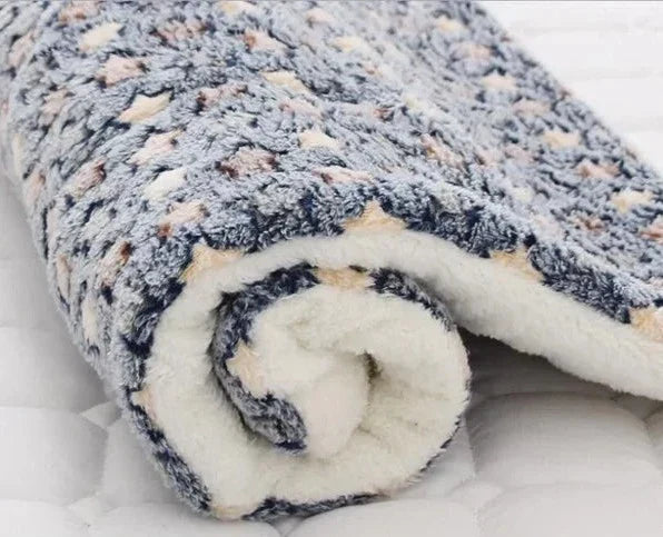 Blue Stars fleece pet blanket